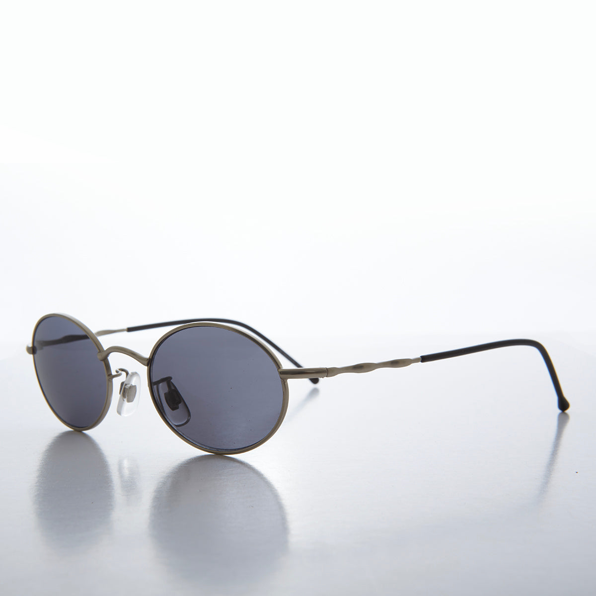 90s Small Oval Metal Frame Sunglasses 