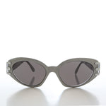 Load image into Gallery viewer, Embellished 90s Cat Eye Vintage Sunglasses
