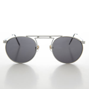 round sunglasses