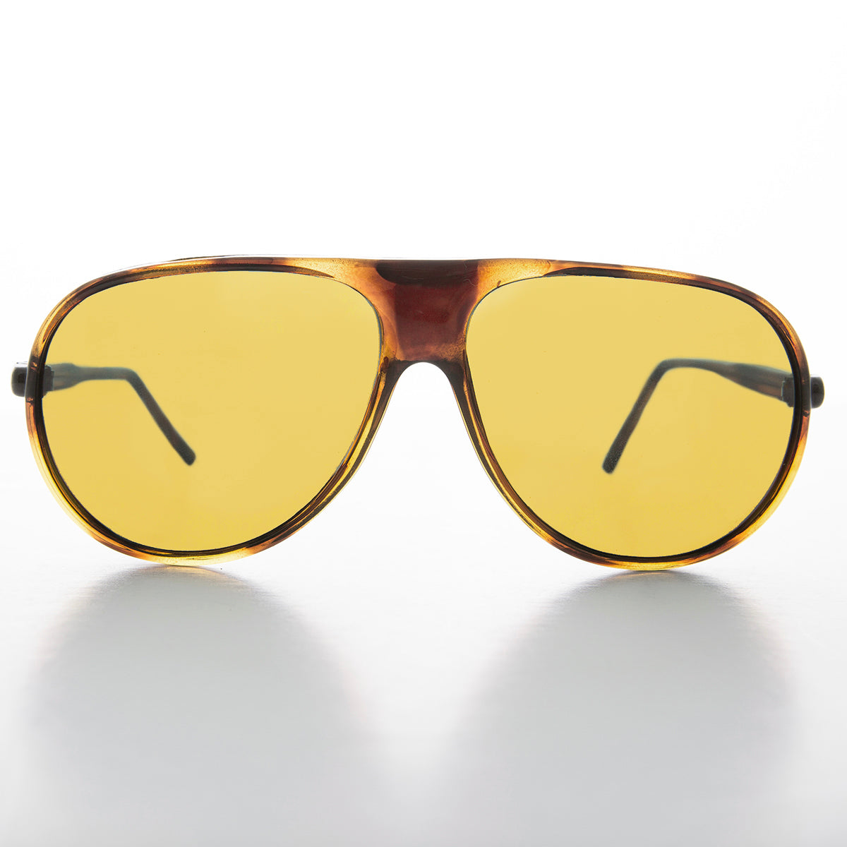 Pilot Sunglasses with Yellow Lenses