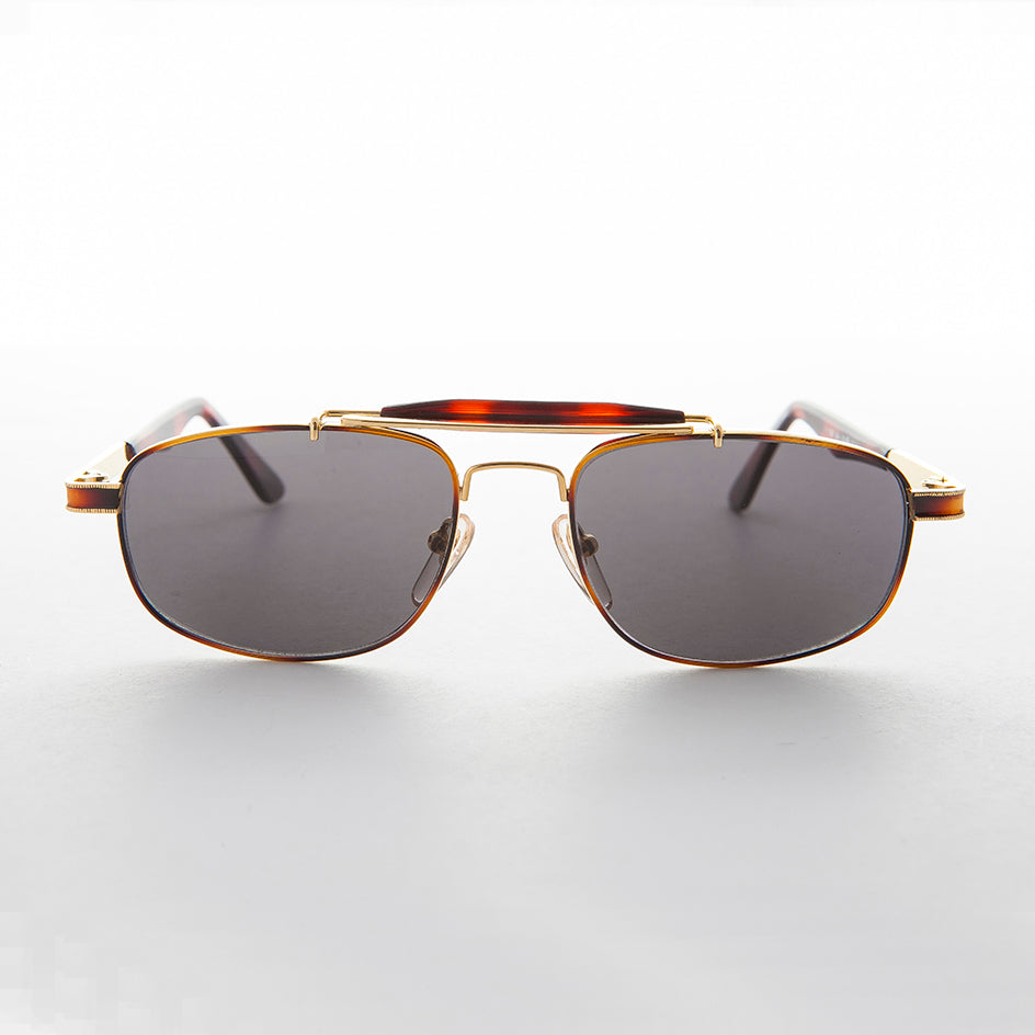 Gold 90s Vintage Pilot Sunglass