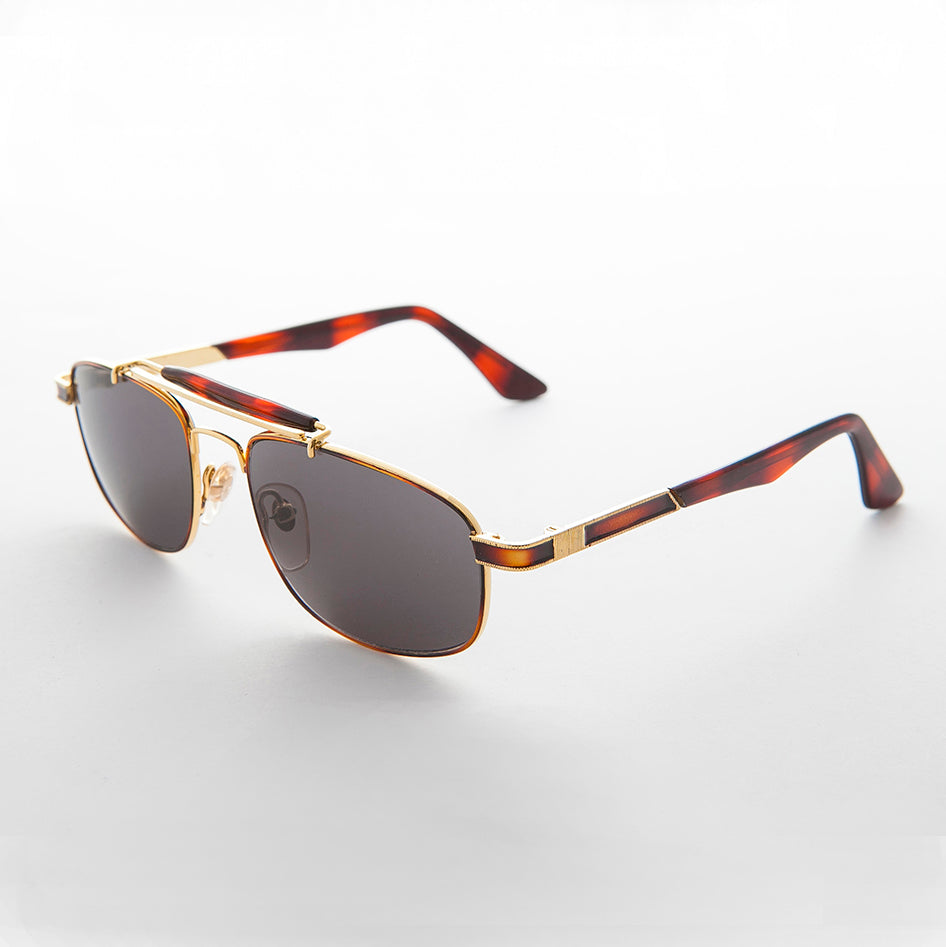 Gold 90s Vintage Pilot Sunglass