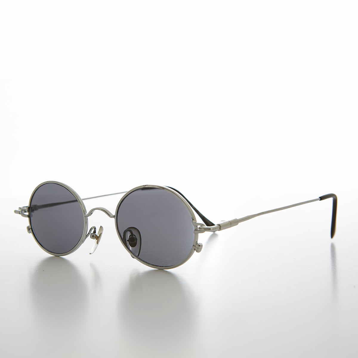 Oval Metal Spectacles 90s Vintage Sunglasses