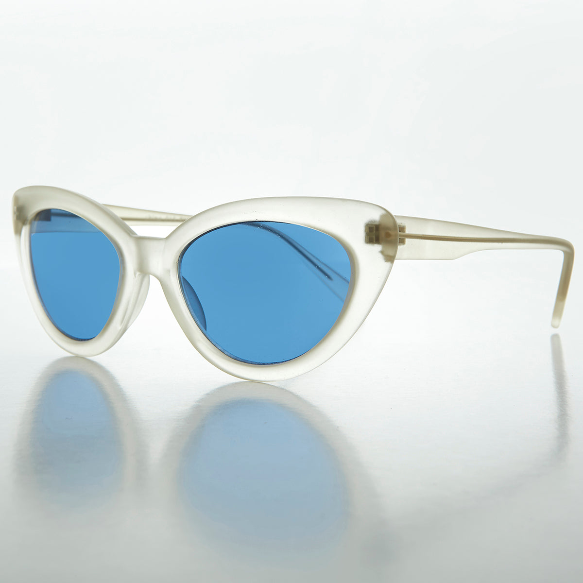 cat eye sunglasses