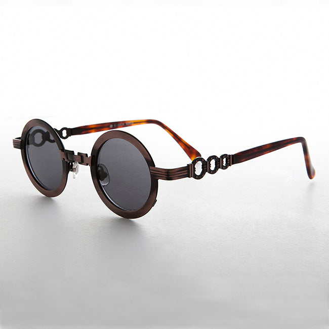 Round Vintage Sunglass with Chain Bridge - Link