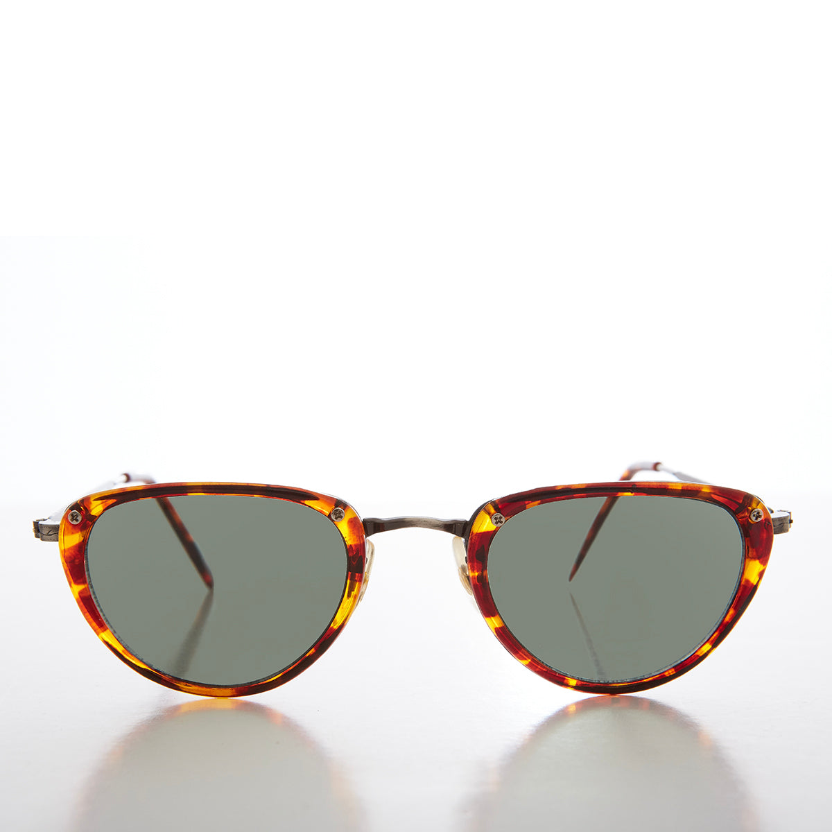 Round Tortoiseshell Simple 90s Vintage Sunglasses